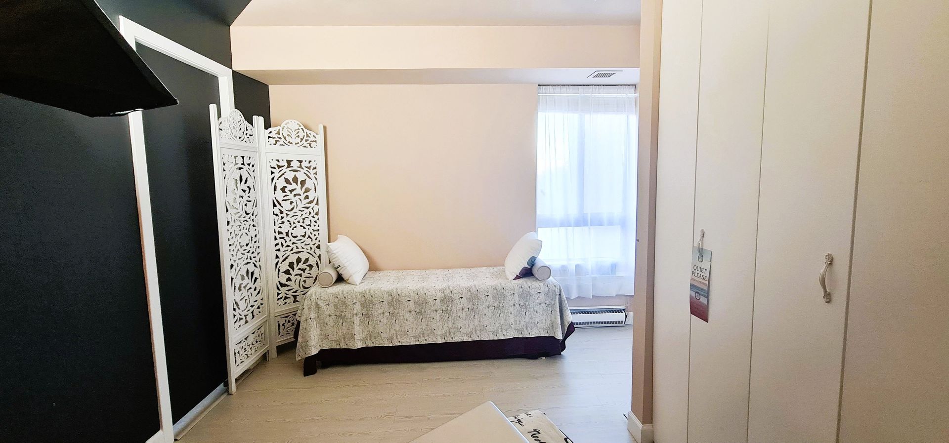 3700 Capri Court #206, Glenview, IL 60025