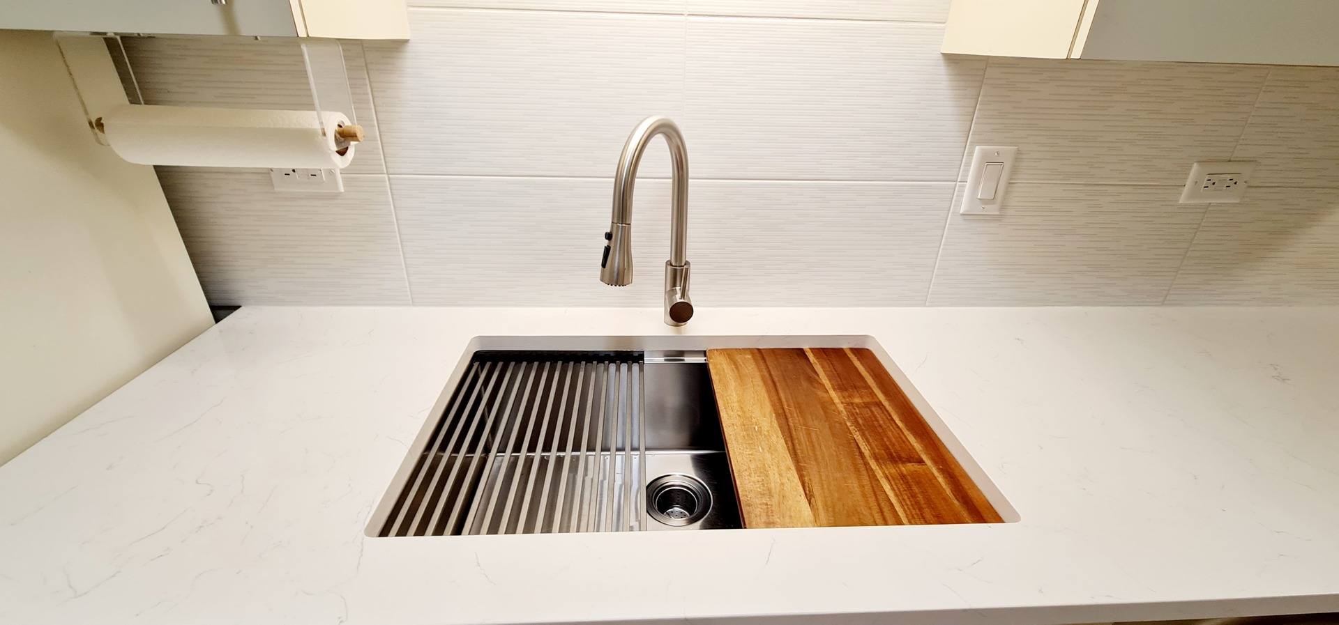 3700 Capri Court #206, Glenview, IL 60025