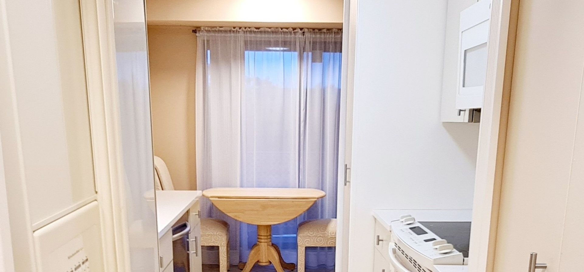 3700 Capri Court #206, Glenview, IL 60025