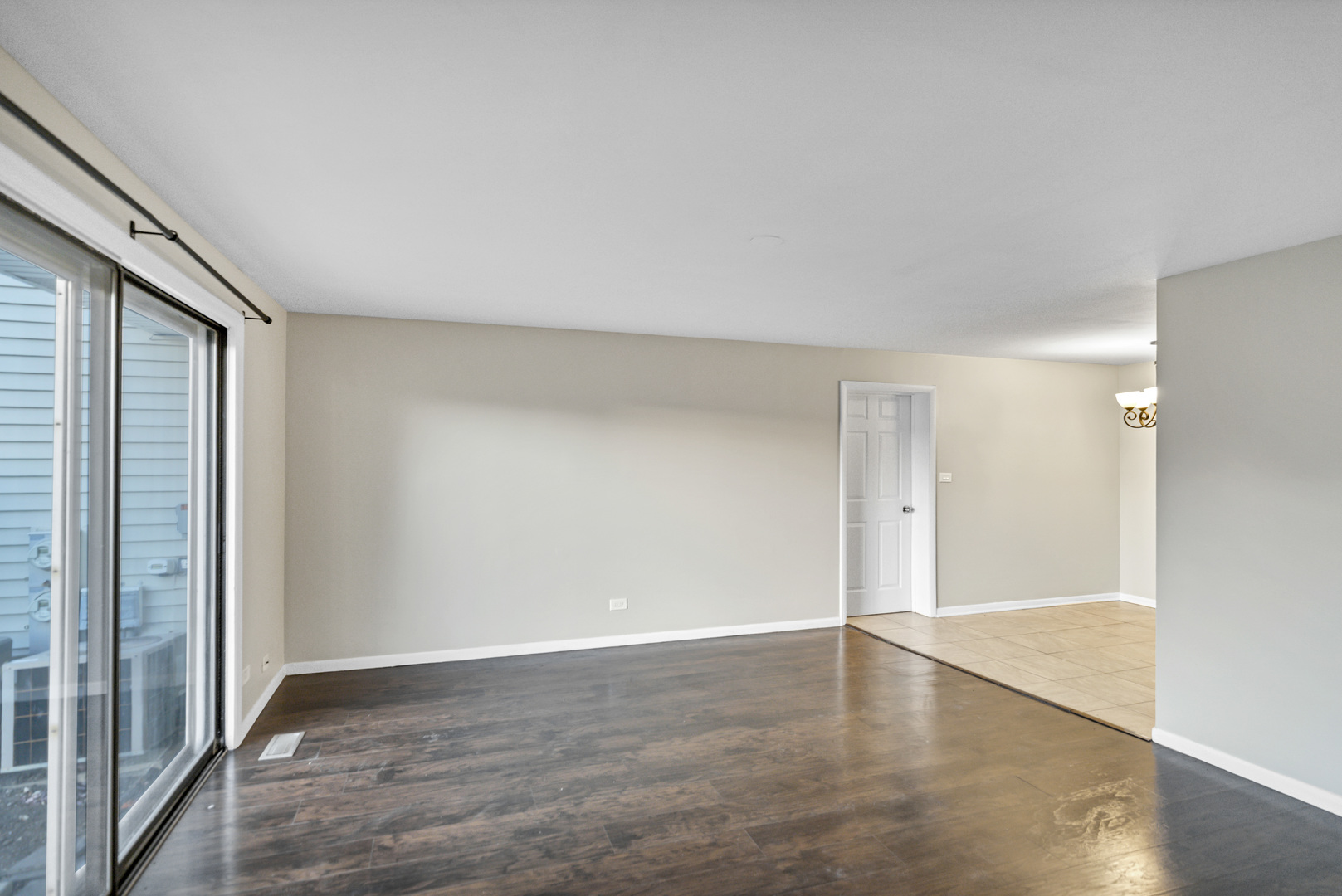 1321 Yarmouth Court #1321, Schaumburg, IL 60193