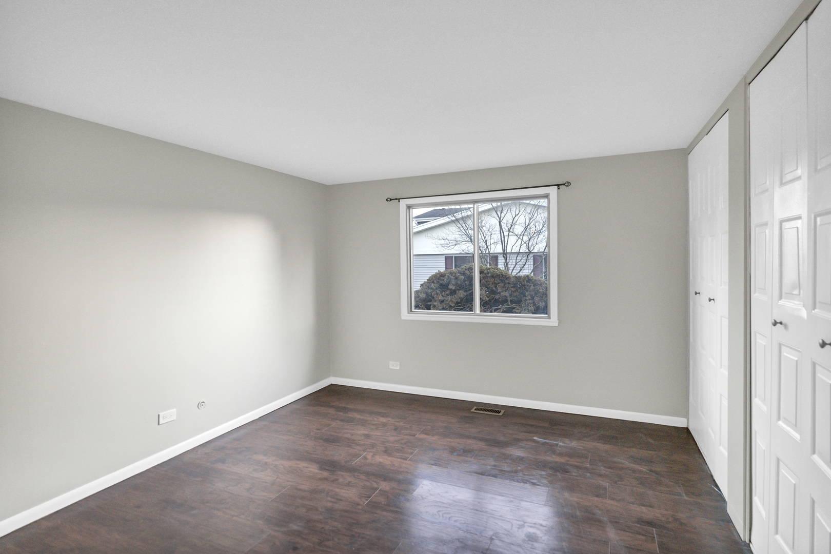 1321 Yarmouth Court #1321, Schaumburg, IL 60193