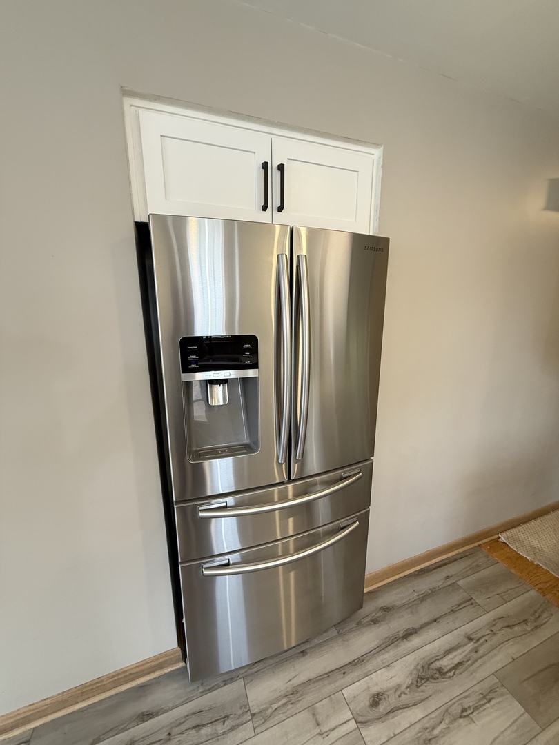 2656 W 98th Place, Evergreen Park, IL 60805