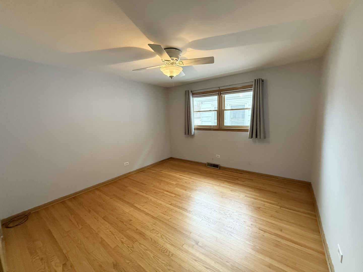 2656 W 98th Place, Evergreen Park, IL 60805