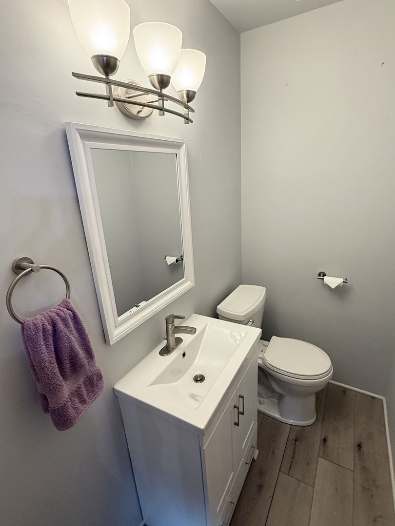 2656 W 98th Place, Evergreen Park, IL 60805