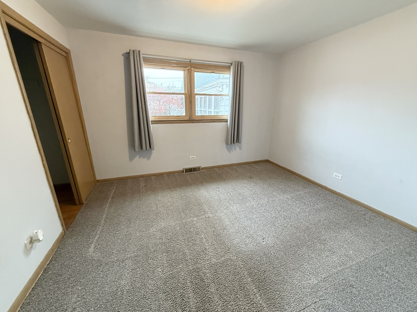 2656 W 98th Place, Evergreen Park, IL 60805