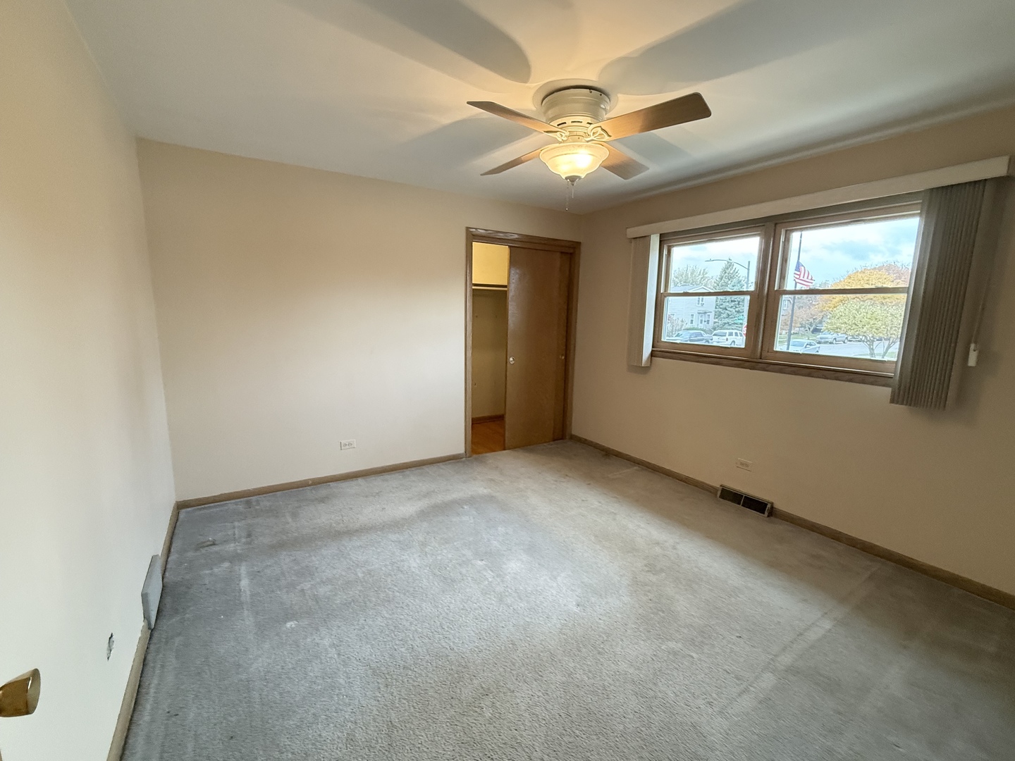 2656 W 98th Place, Evergreen Park, IL 60805