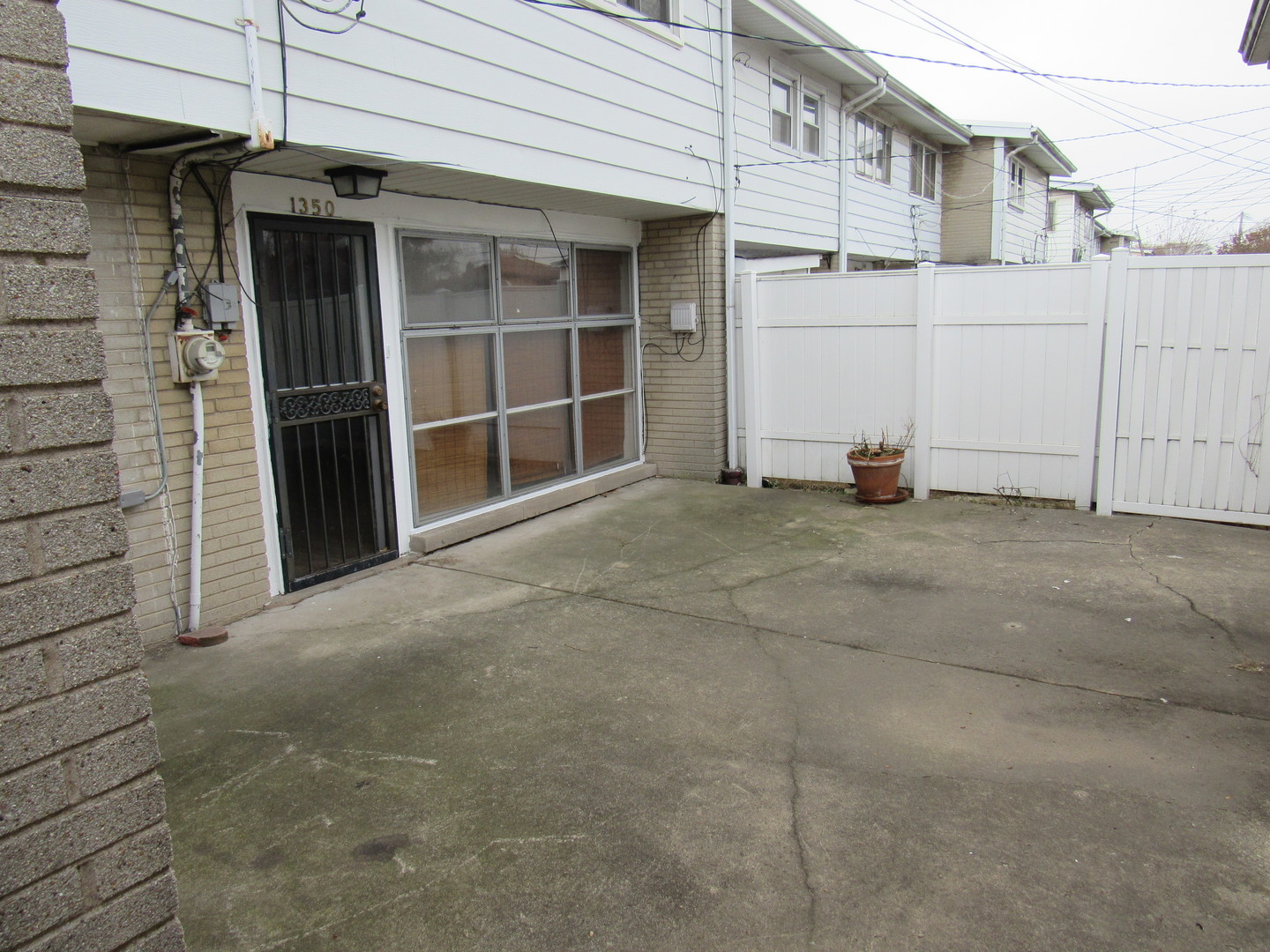 1350 E 87th Street, Chicago, IL 60619