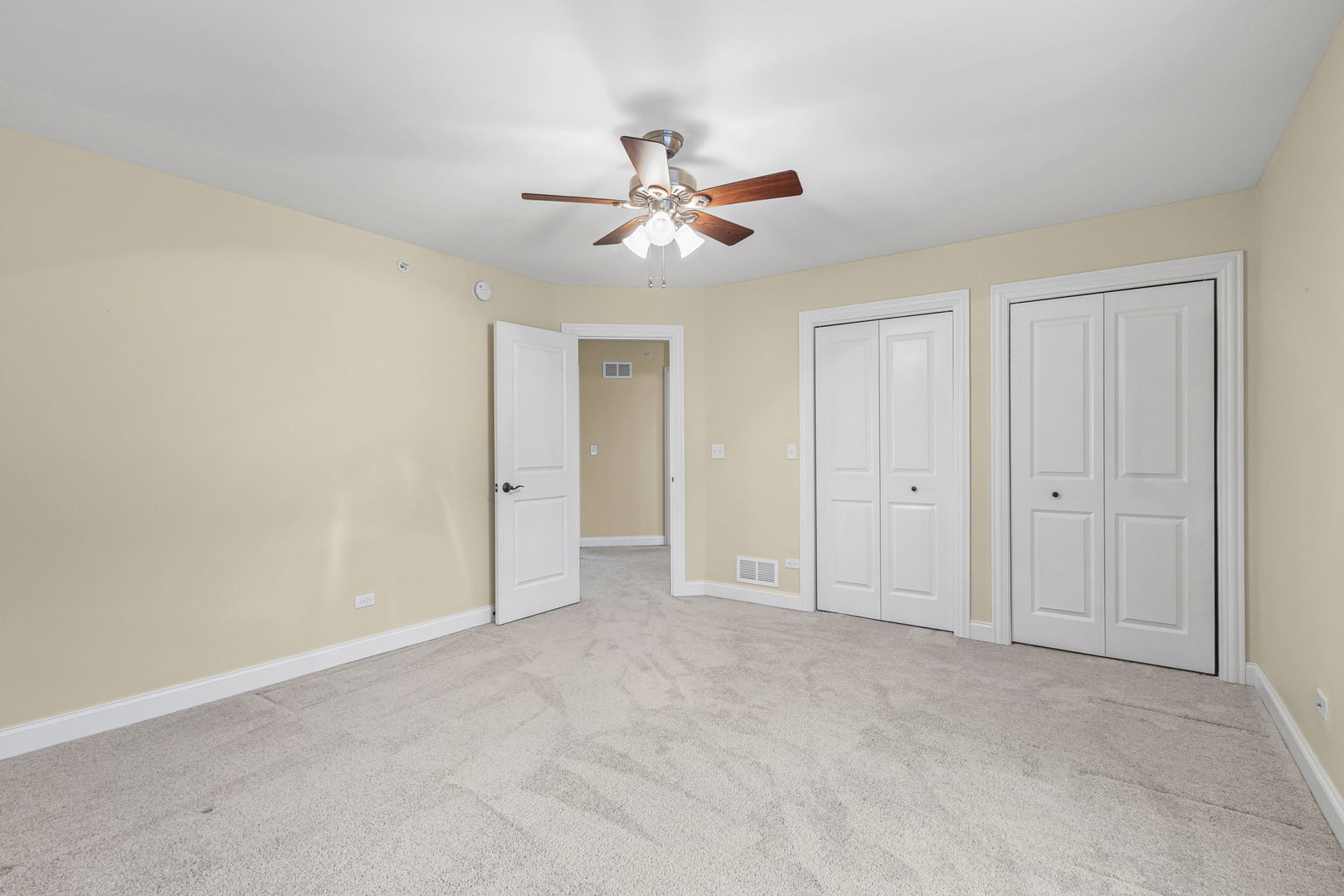 19758 Sunset Court, Tinley Park, IL 60487