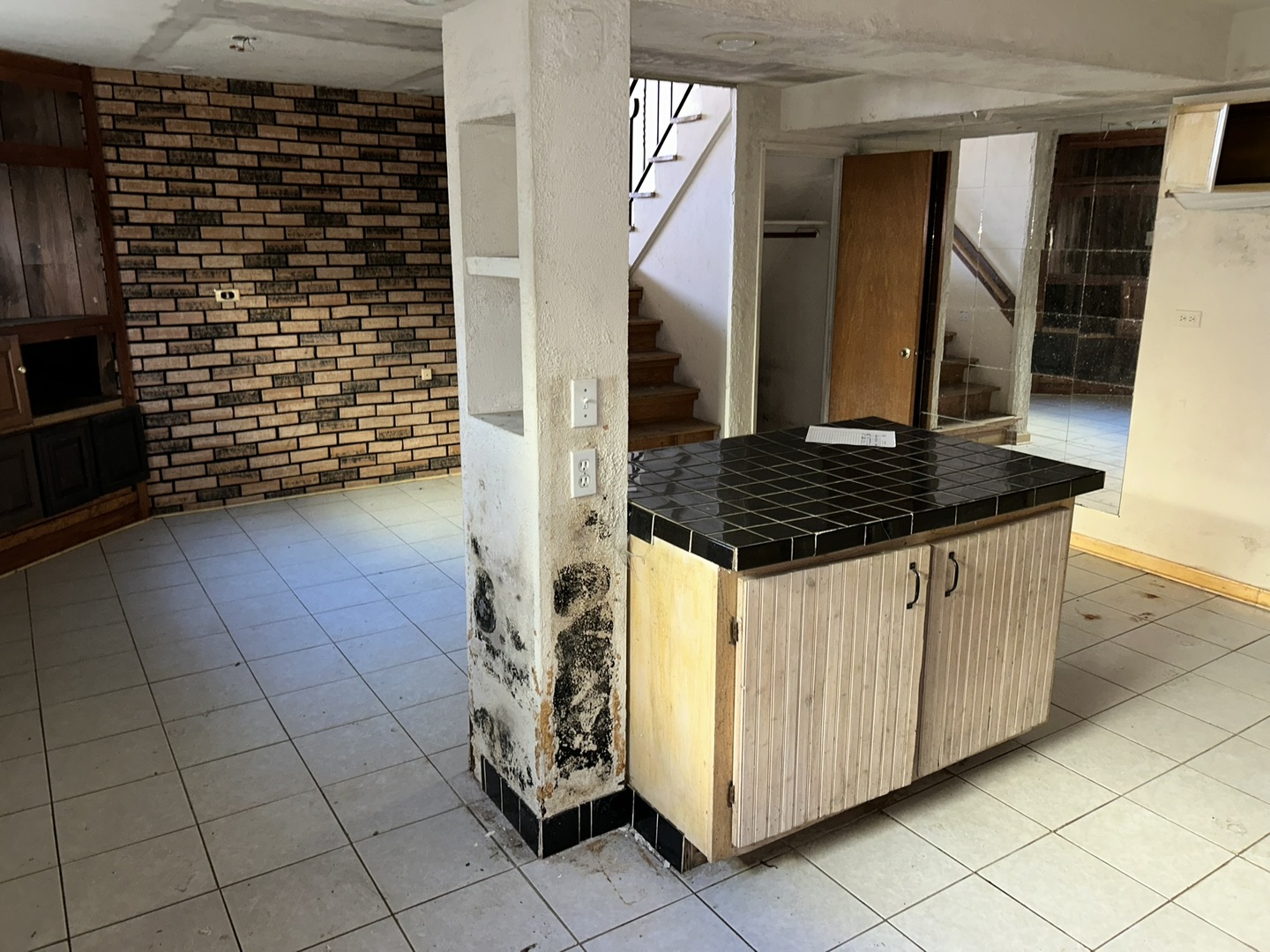 11554 S Peoria Street, Chicago, IL 60643