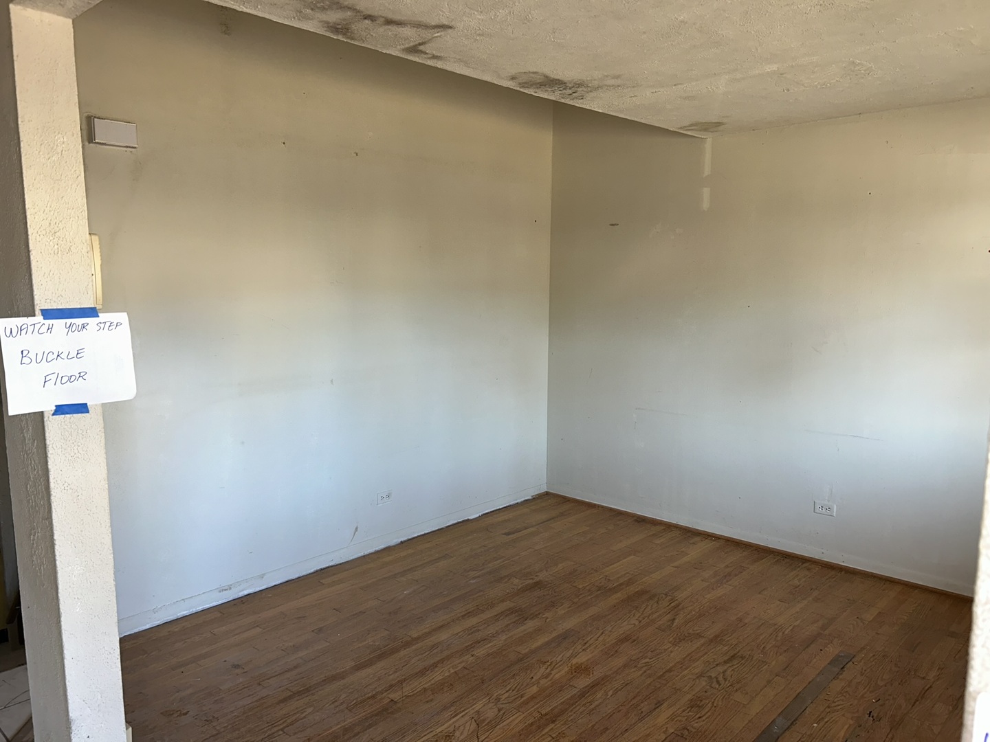 11554 S Peoria Street, Chicago, IL 60643