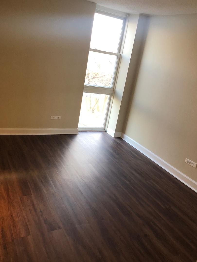 1043 S York Road #208, Bensenville, IL 60106