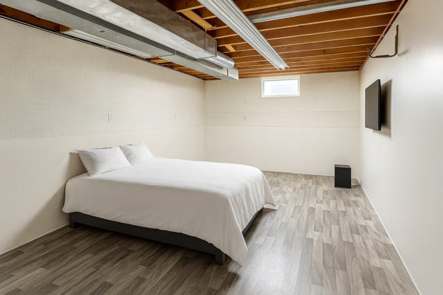 406 Juniper Drive, North Aurora, IL 60542