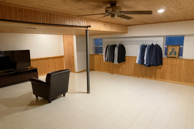 406 Juniper Drive, North Aurora, IL 60542