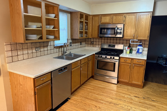 406 Juniper Drive, North Aurora, IL 60542