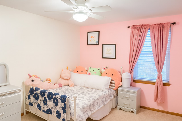 406 Juniper Drive, North Aurora, IL 60542