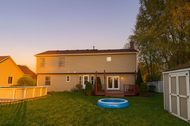 406 Juniper Drive, North Aurora, IL 60542