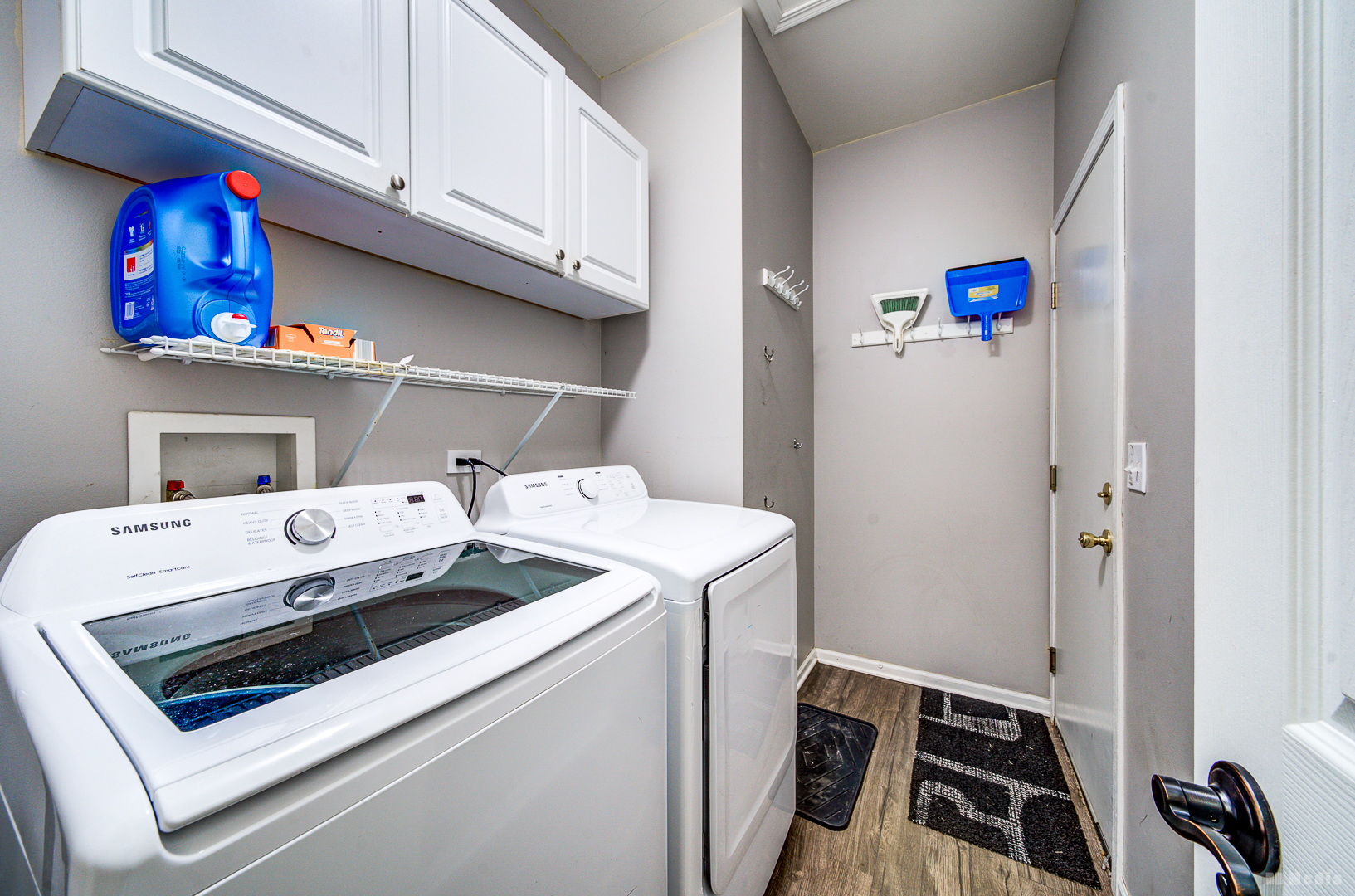 1811 Bluestem Circle, Aurora, IL 60504