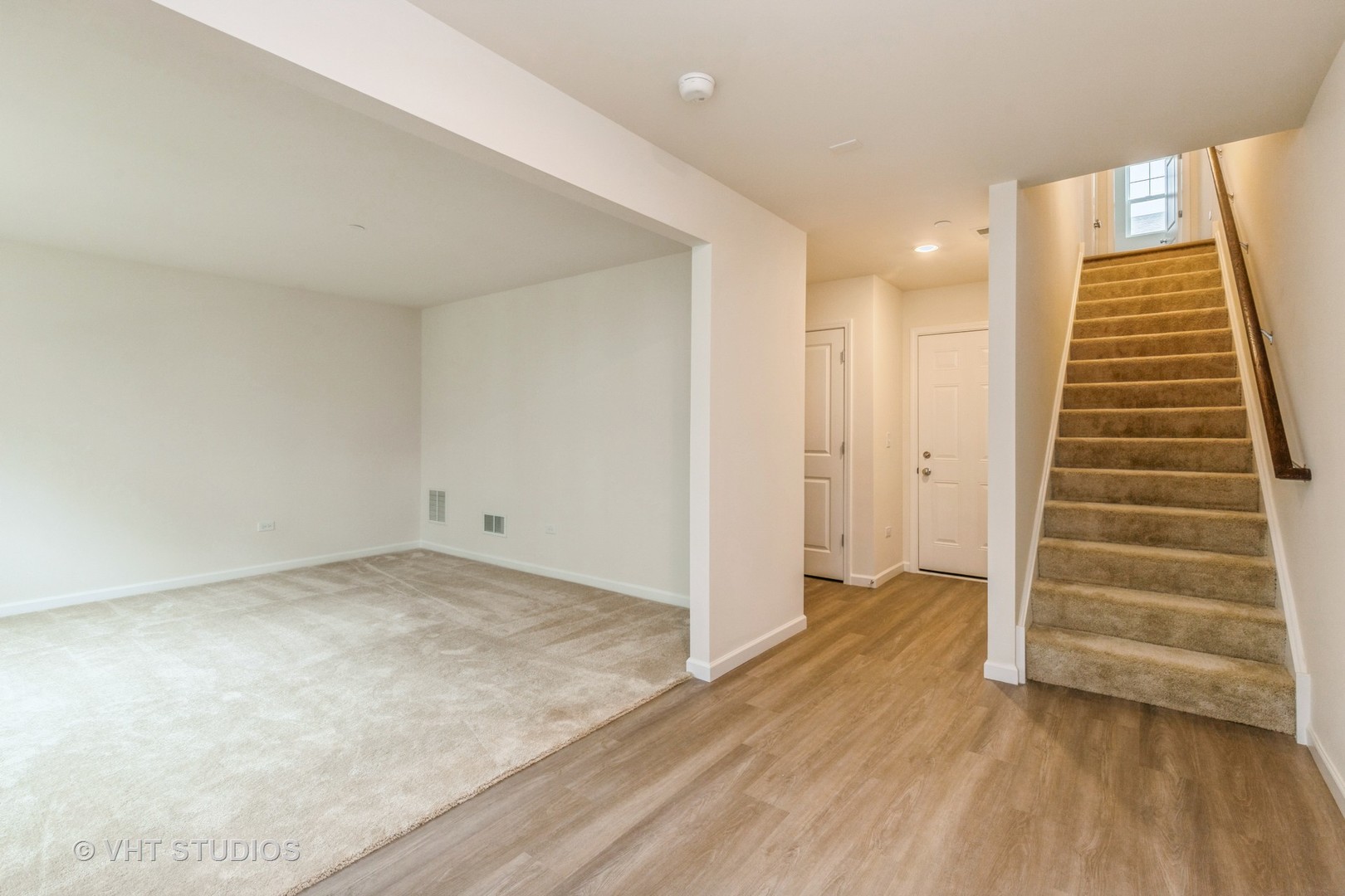 155 Yorktown Court #0, Libertyville, IL 60048