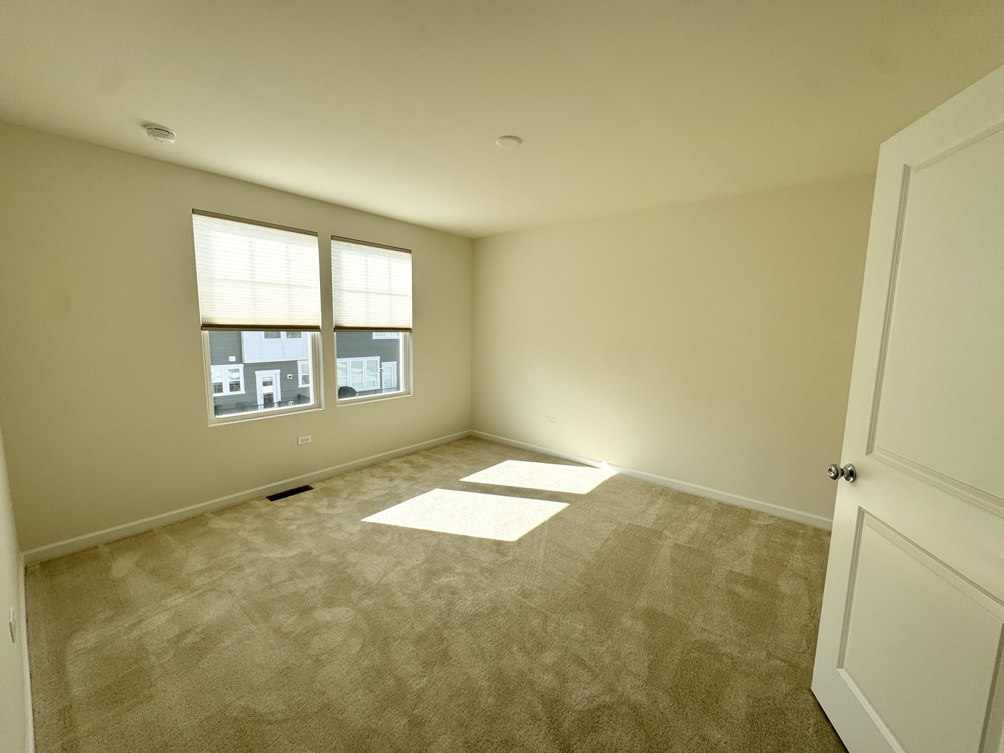 155 Yorktown Court #0, Libertyville, IL 60048