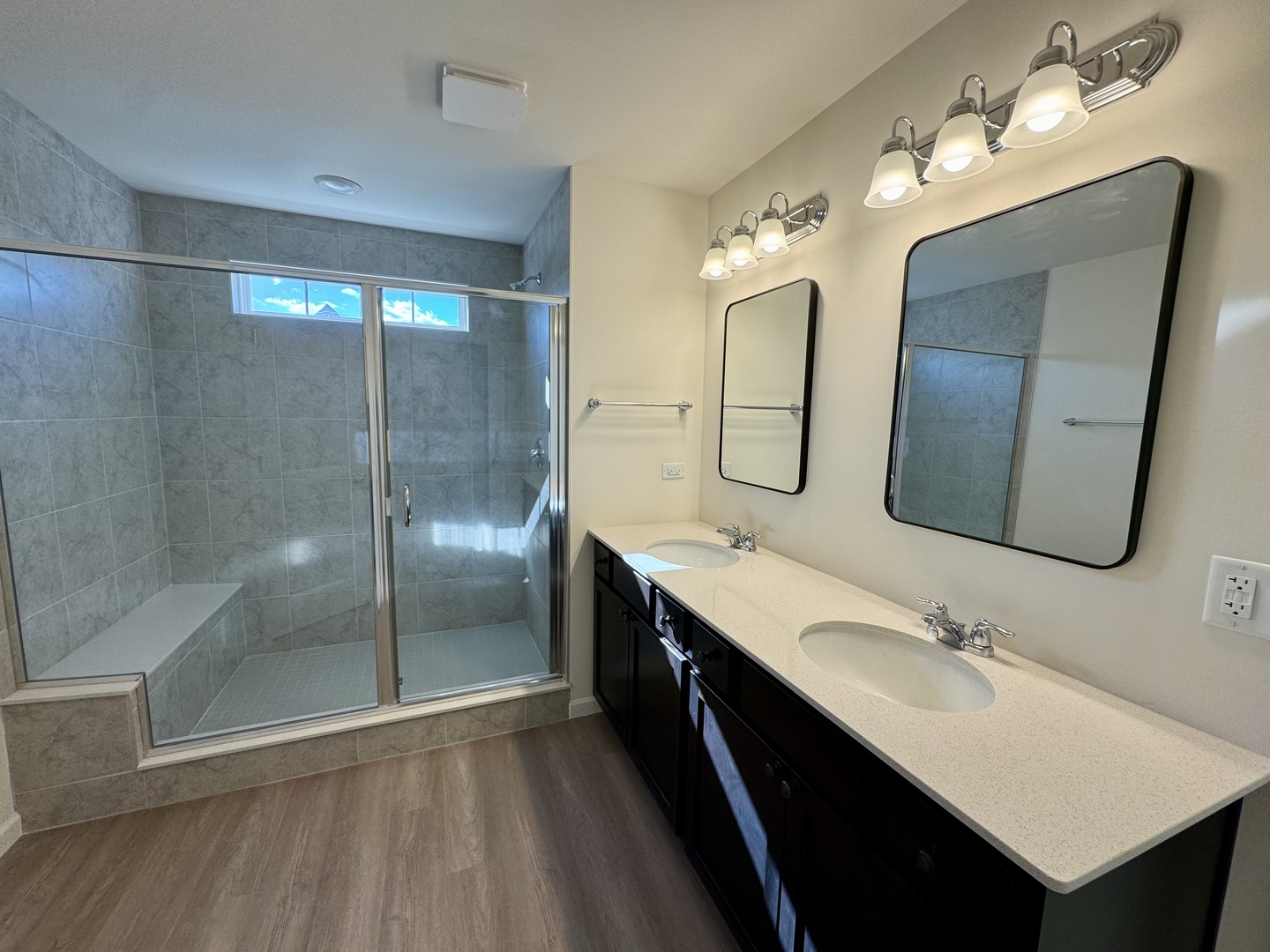 155 Yorktown Court #0, Libertyville, IL 60048