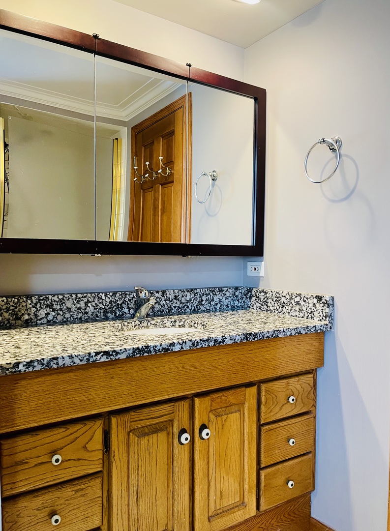 Lake Villa, IL 60046