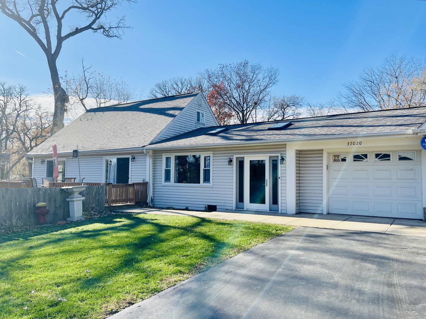 Lake Villa, IL 60046