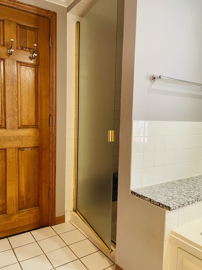 Lake Villa, IL 60046