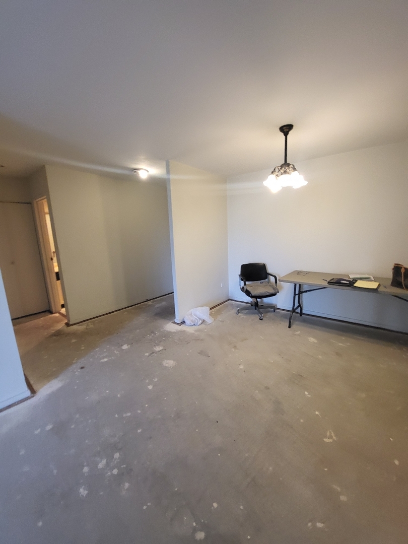 Indian Head Park, IL 60525