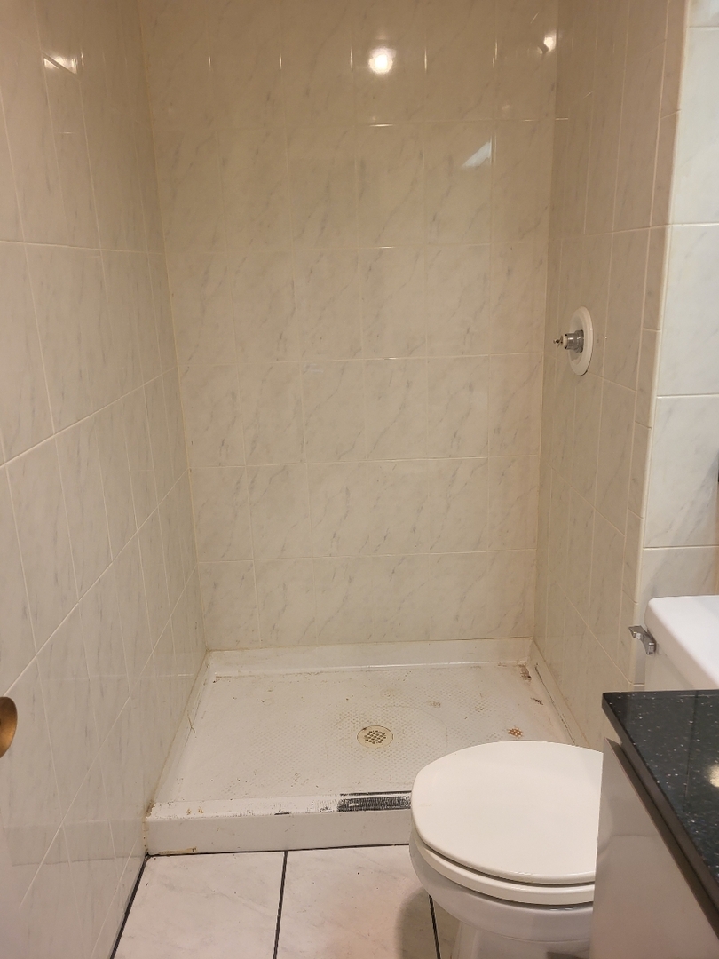 Indian Head Park, IL 60525