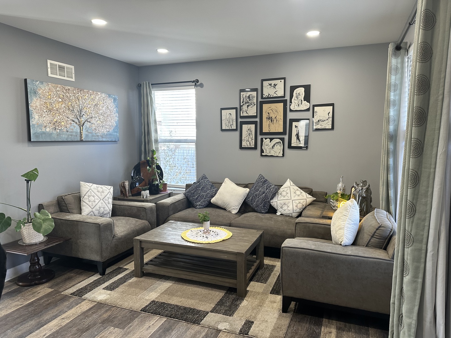 1313 Roth Drive, Joliet, IL 60431