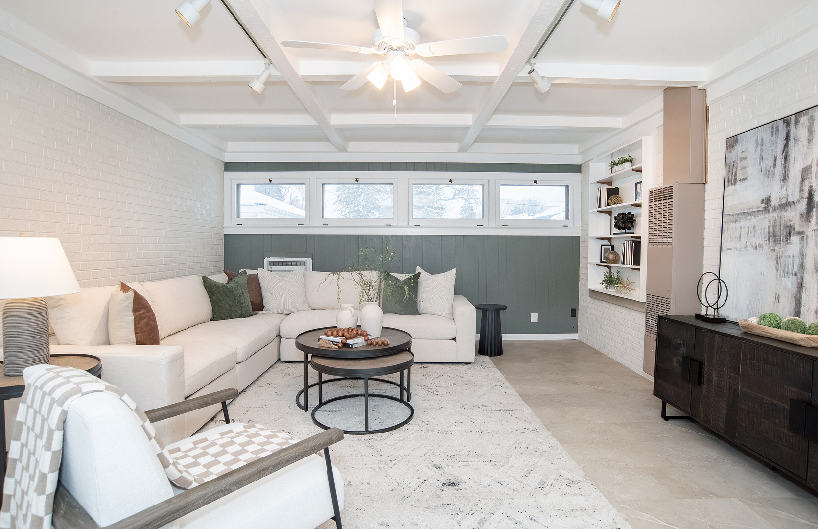 2128 Hull Avenue, Westchester, IL 60154