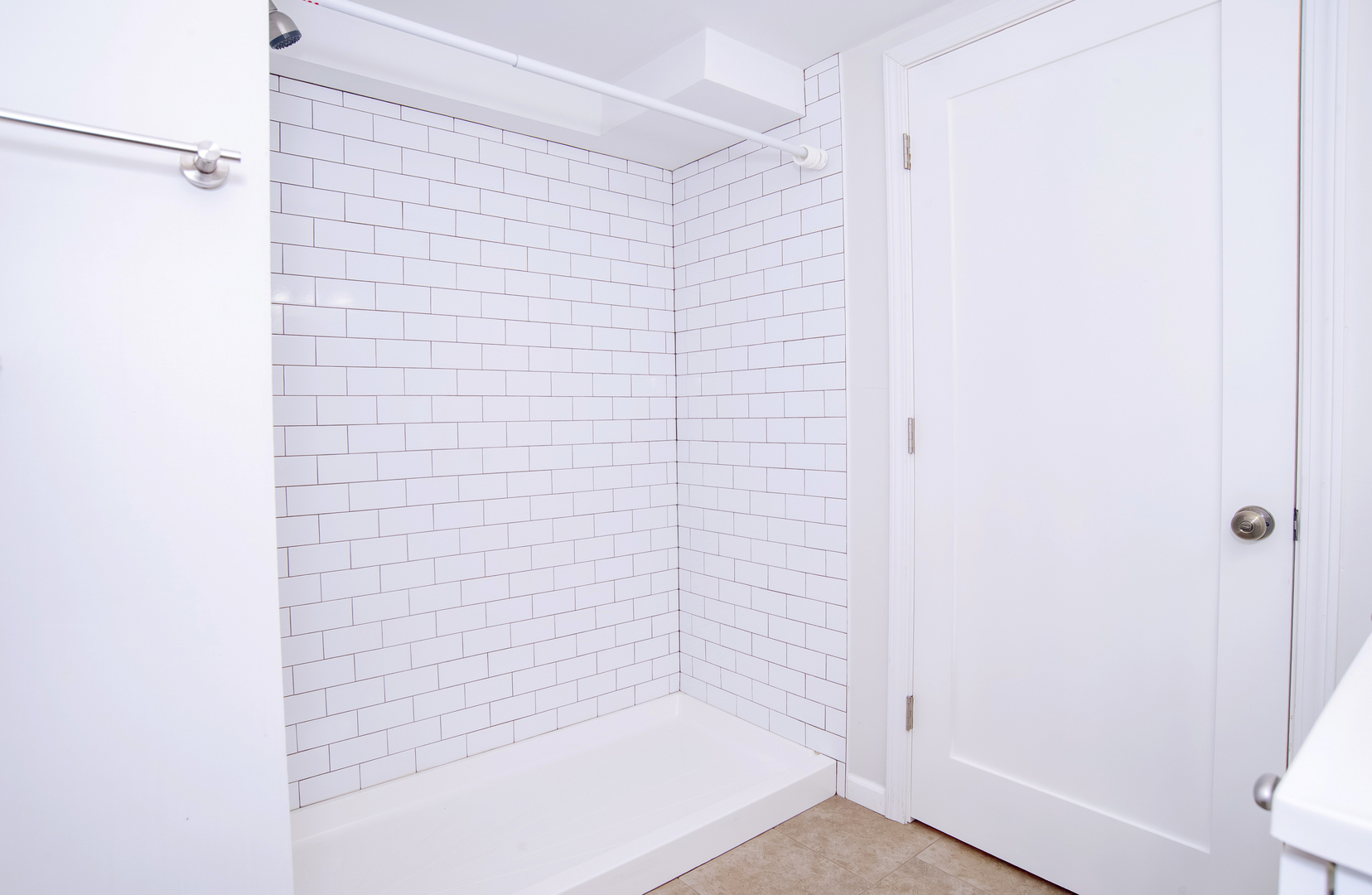 2128 Hull Avenue, Westchester, IL 60154