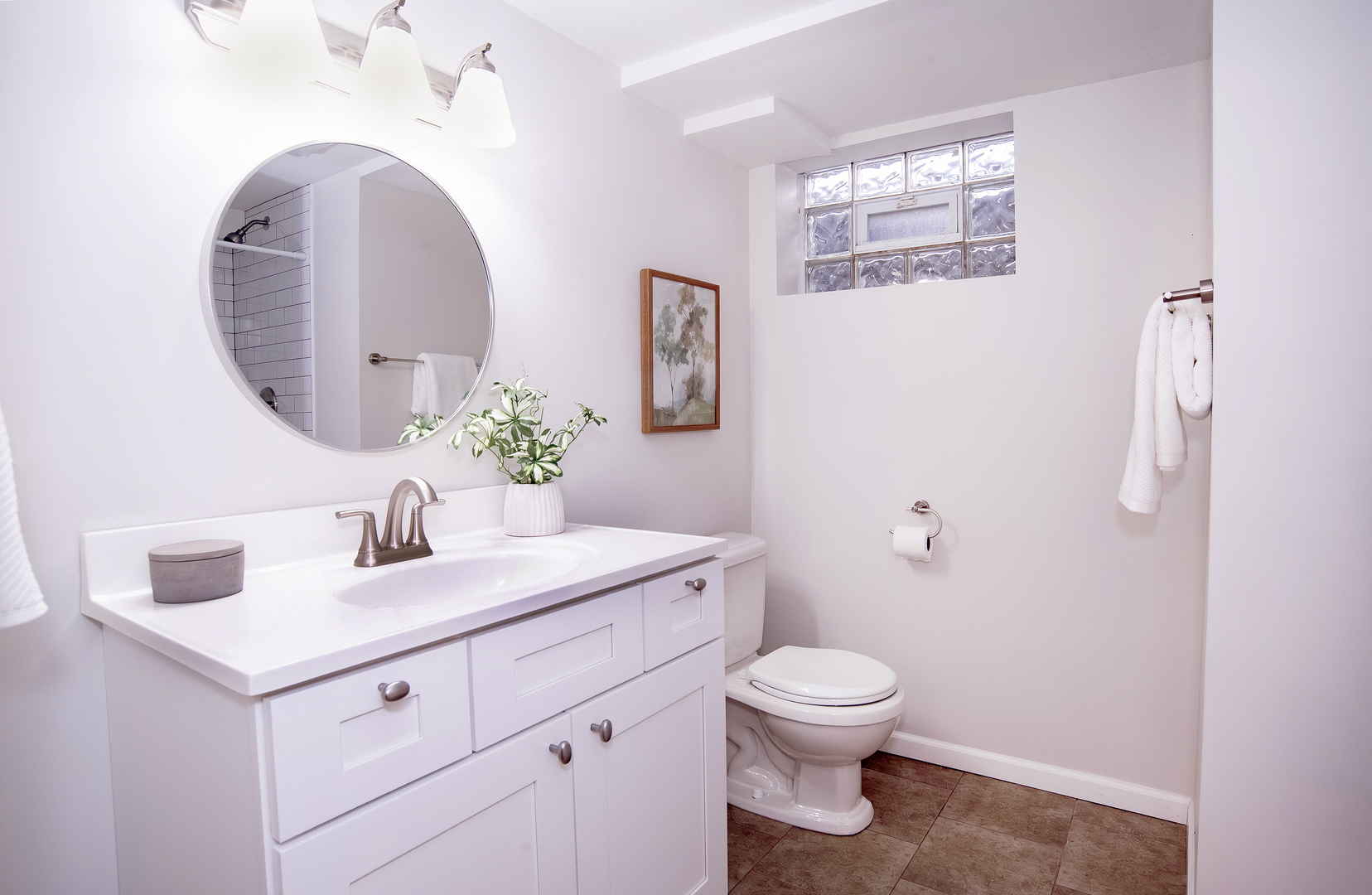 2128 Hull Avenue, Westchester, IL 60154