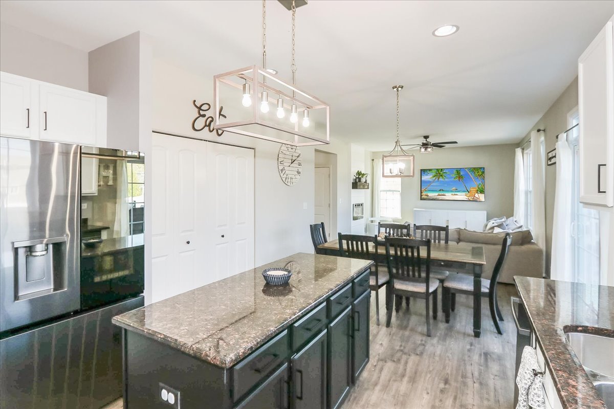 342 Snow Drop Lane, Elgin, IL 60124