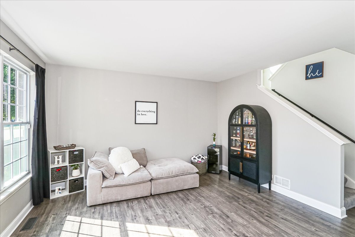 342 Snow Drop Lane, Elgin, IL 60124