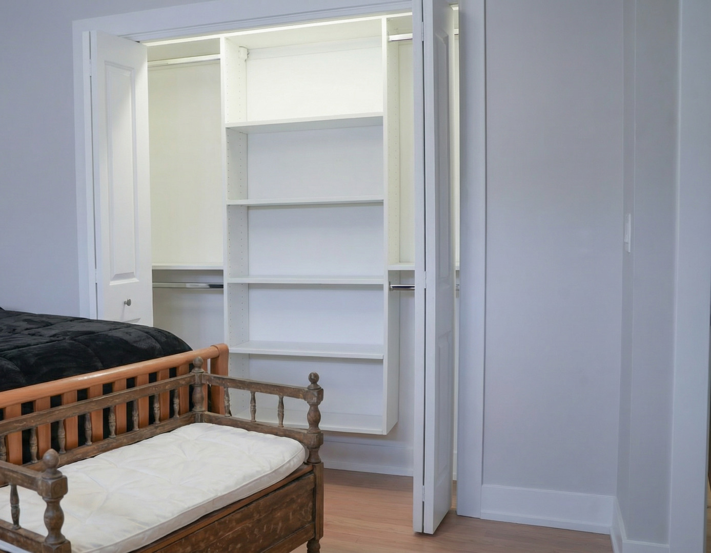 103 E Berkshire Lane, Mount Prospect, IL 60056