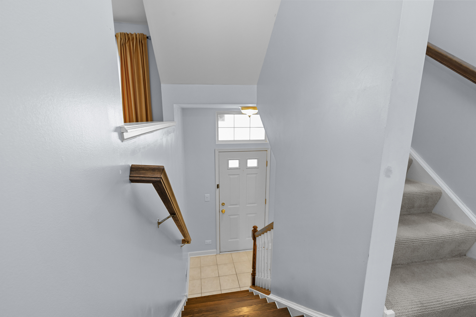 1044 N Claremont Drive, Palatine, IL 60074