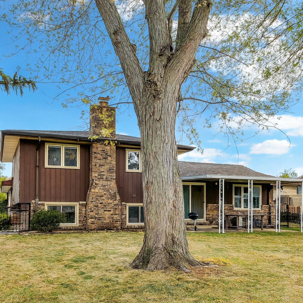 12300 S Austin Avenue, Palos Heights, IL 60463