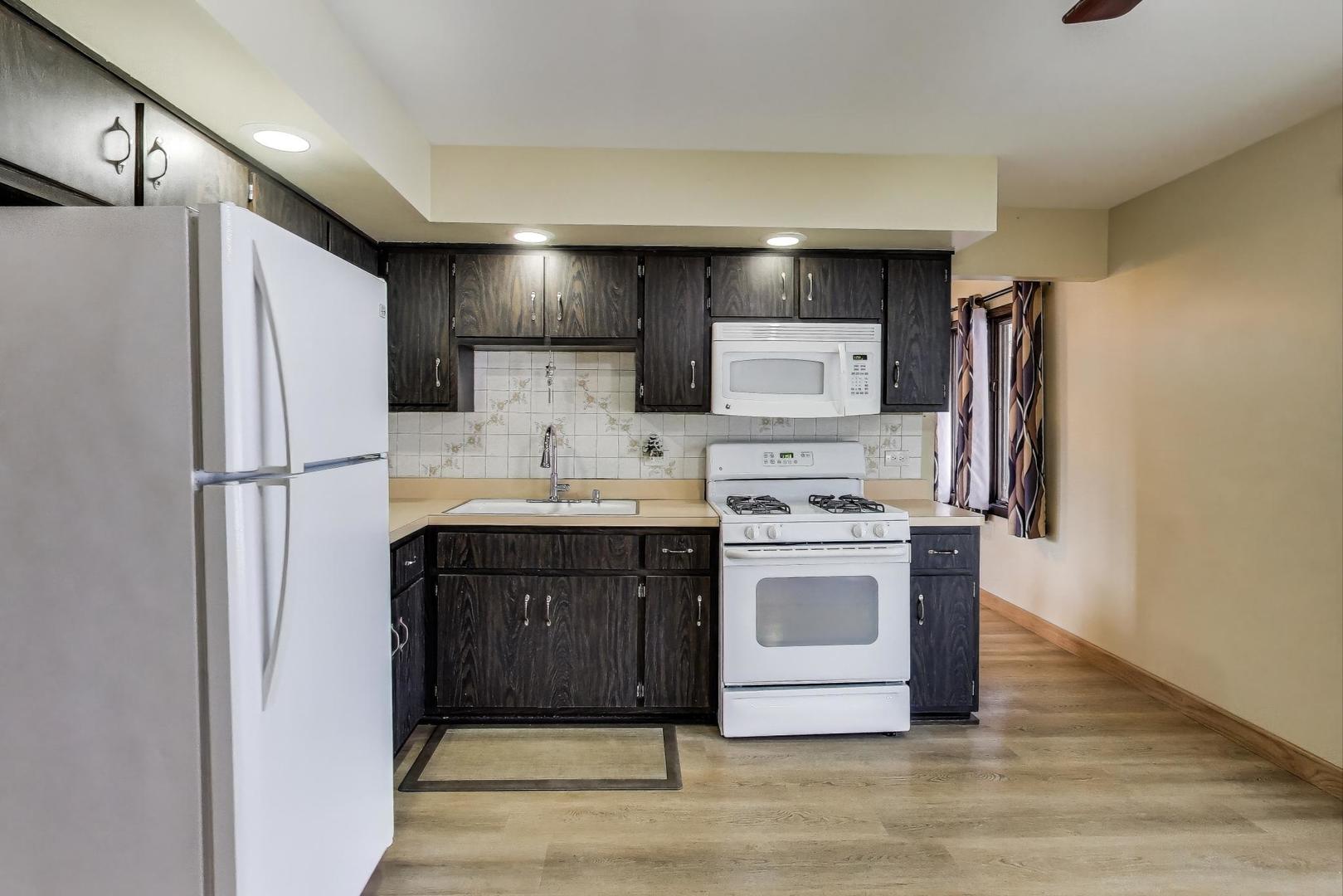 12300 S Austin Avenue, Palos Heights, IL 60463