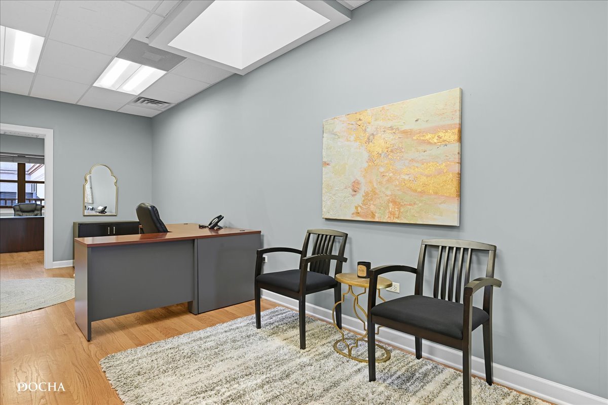 202 W Main Street #202, St. Charles, IL 60174