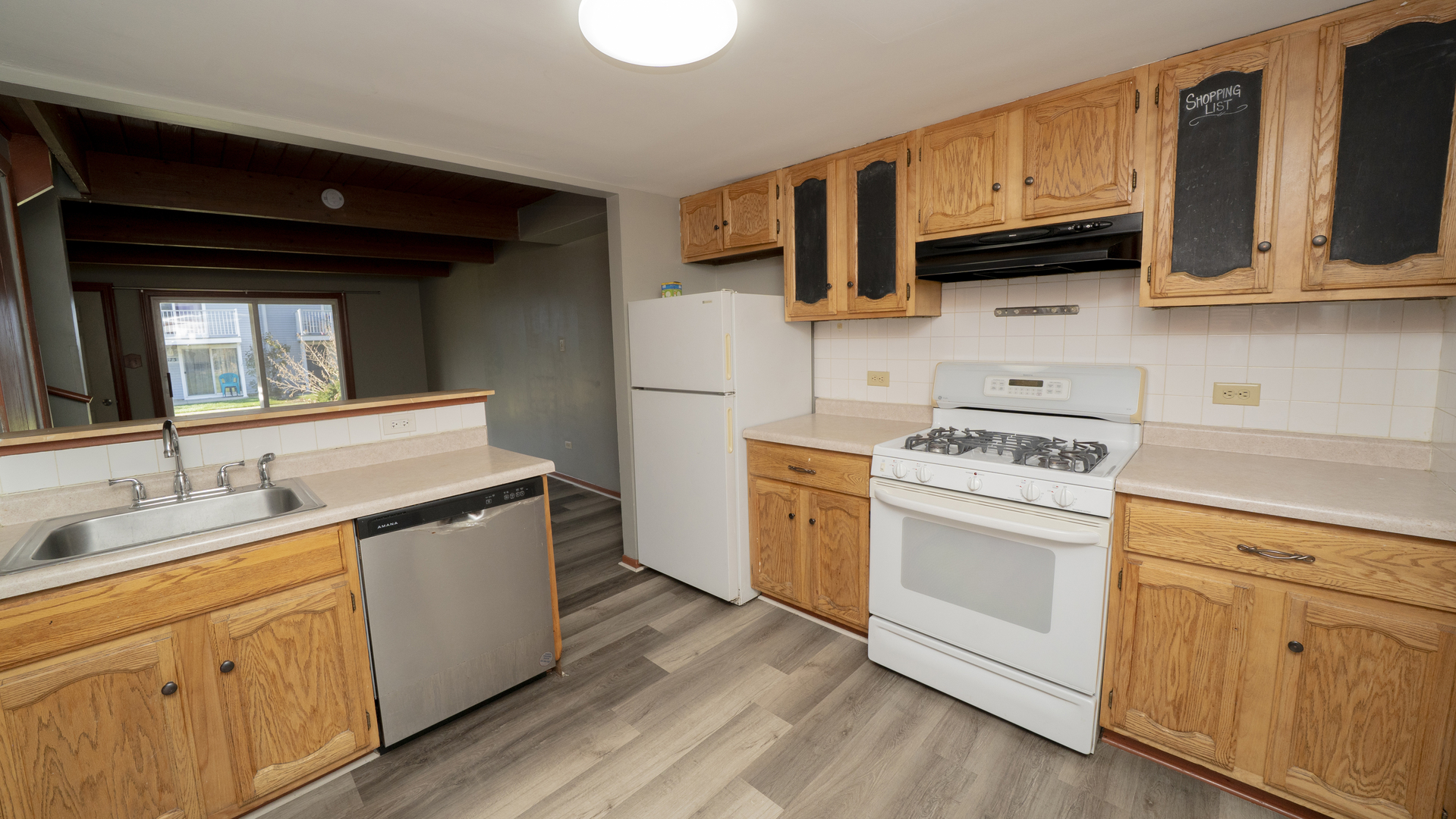 Round Lake Beach, IL 60073