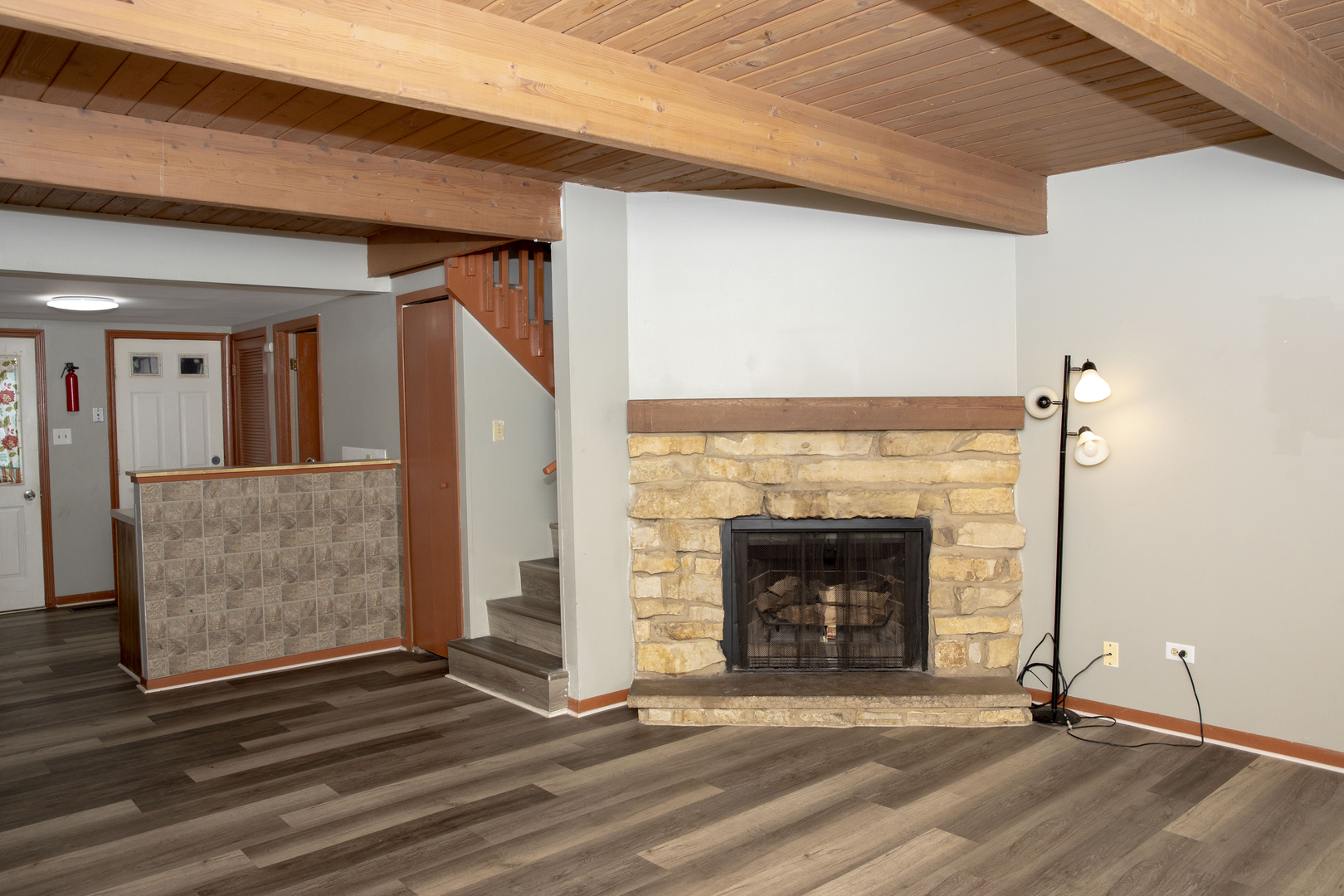 Round Lake Beach, IL 60073