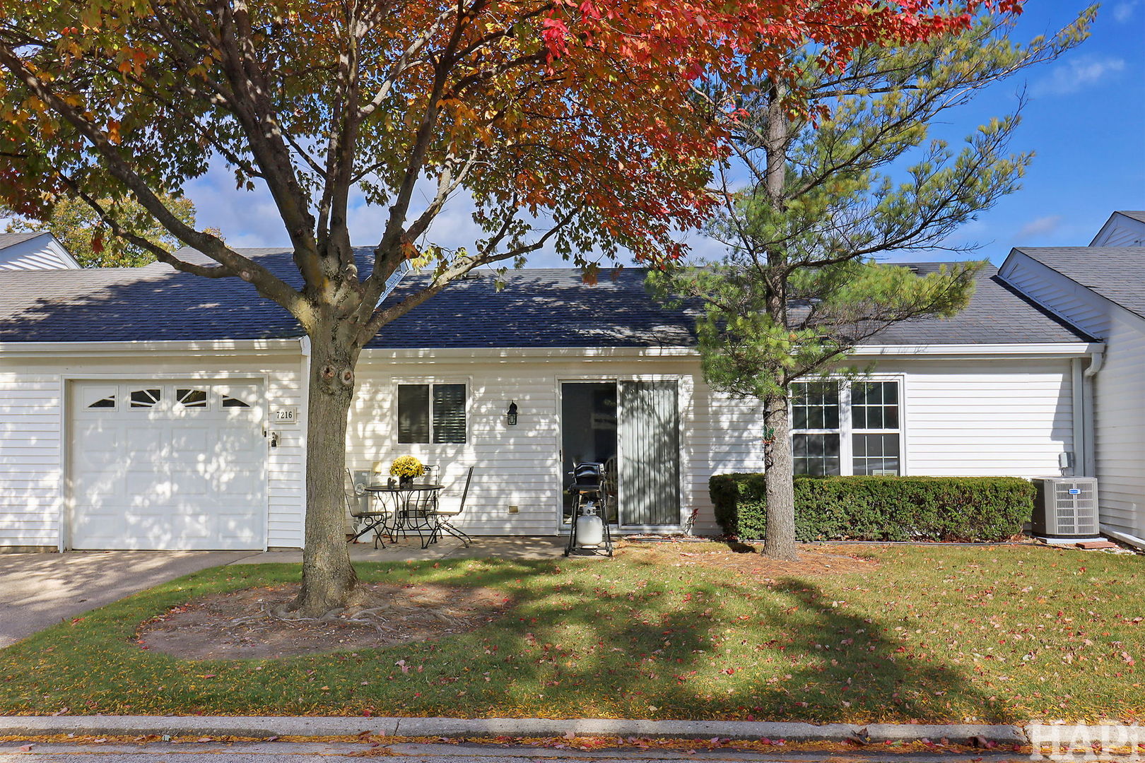 7216 Oxford Circle #230, Fox Lake, IL 60020