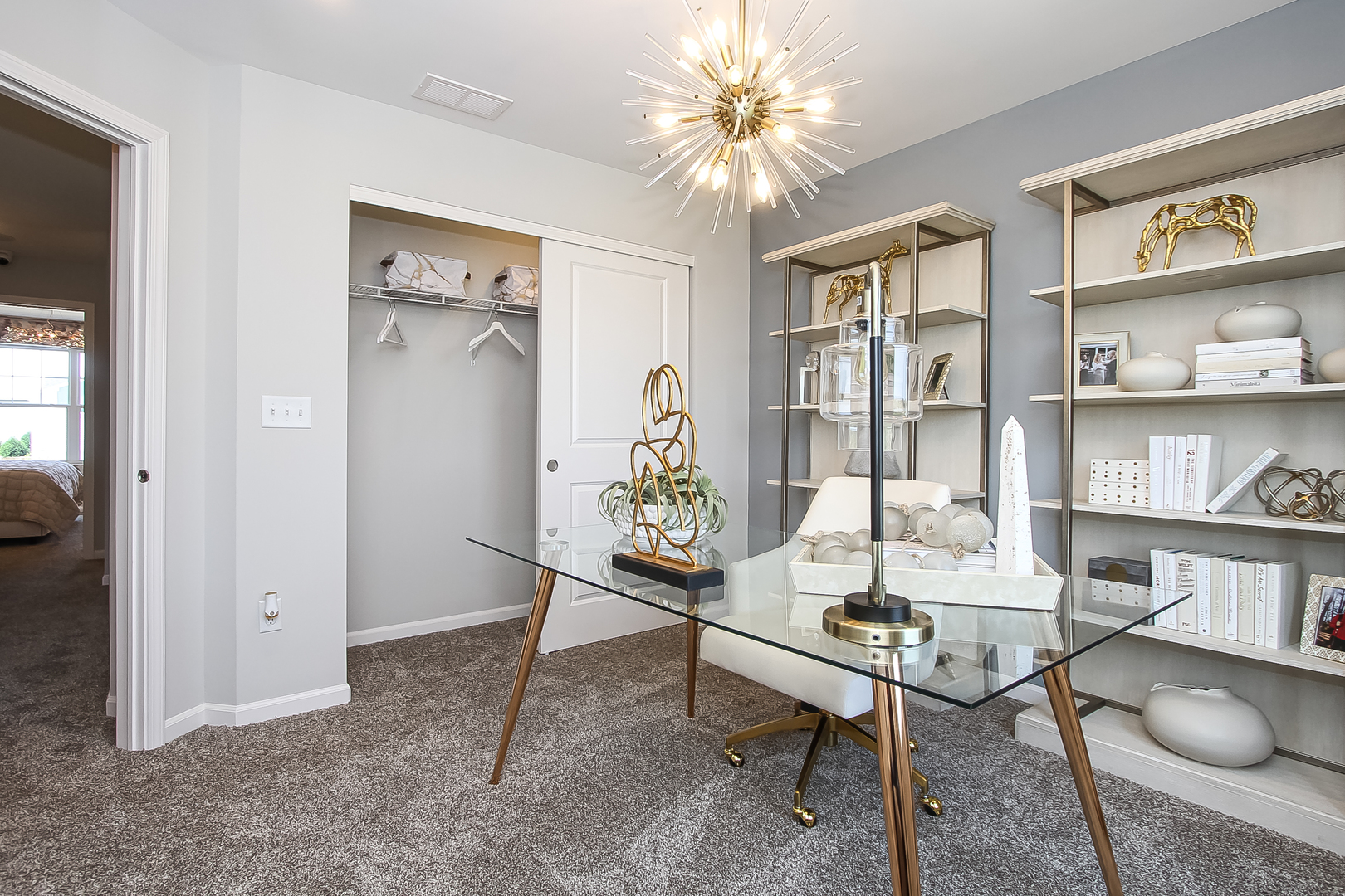 322 Kingsport Drive, South Elgin, IL 60177