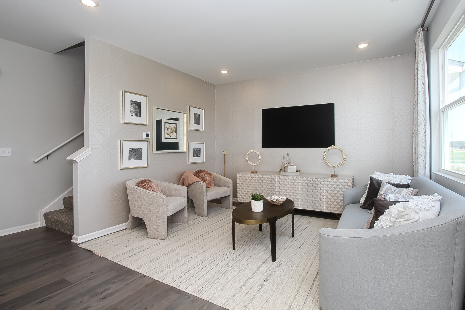 322 Kingsport Drive, South Elgin, IL 60177