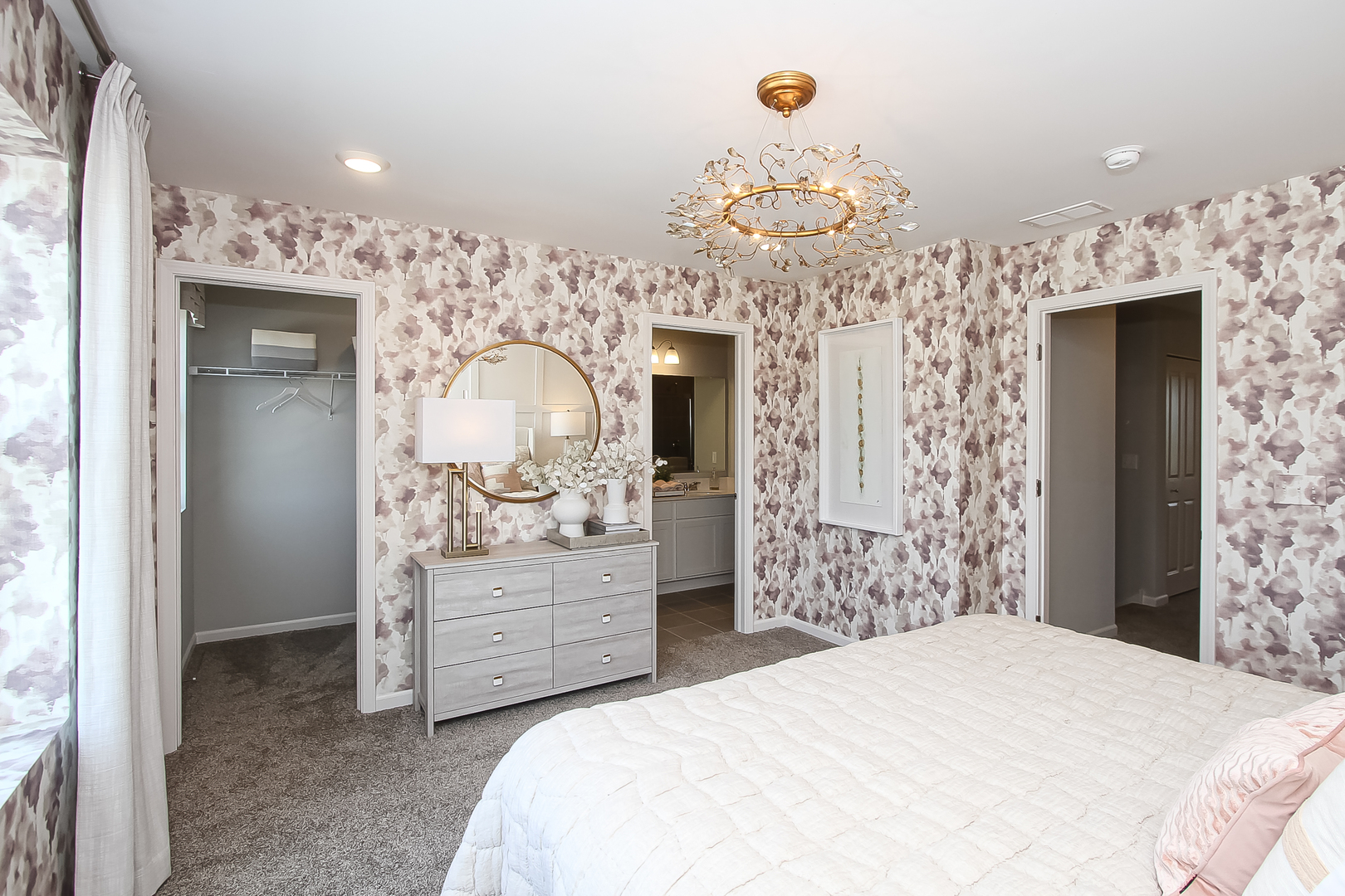 322 Kingsport Drive, South Elgin, IL 60177