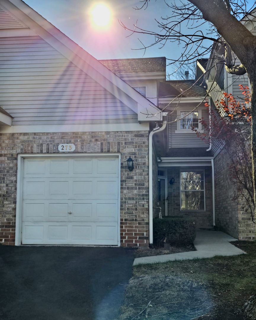 273 W 20th Street, Lombard, IL 60148