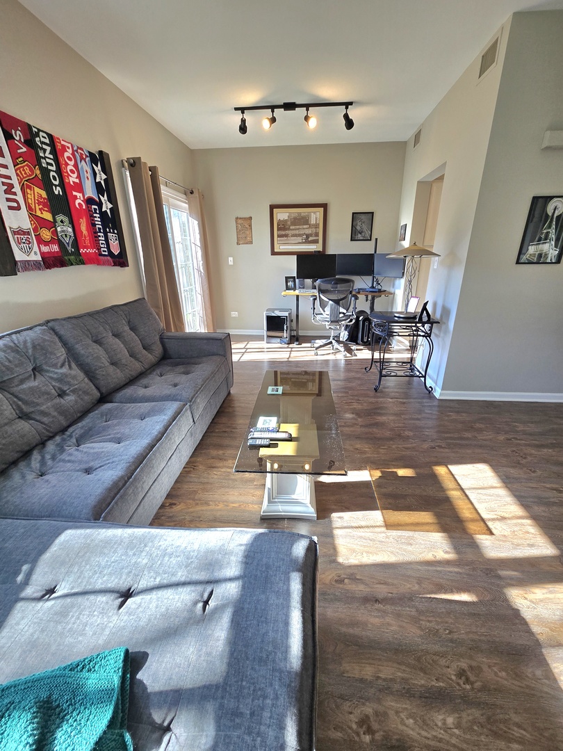 273 W 20th Street, Lombard, IL 60148