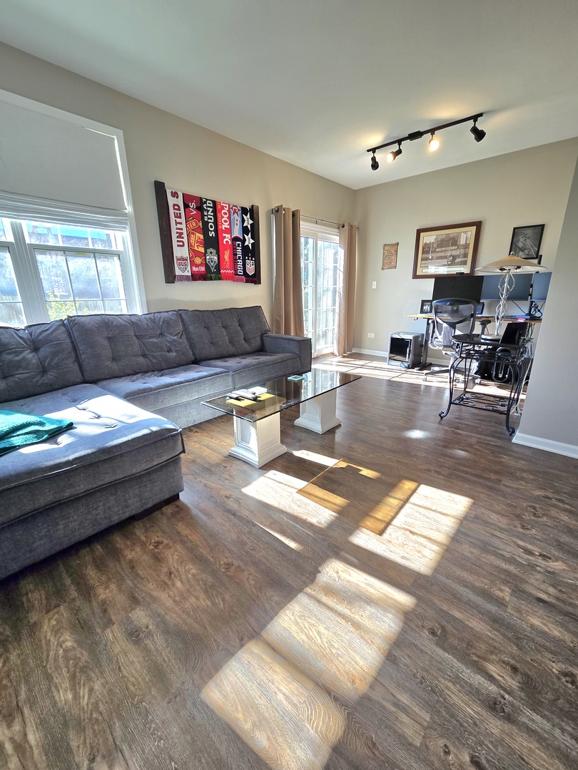 273 W 20th Street, Lombard, IL 60148