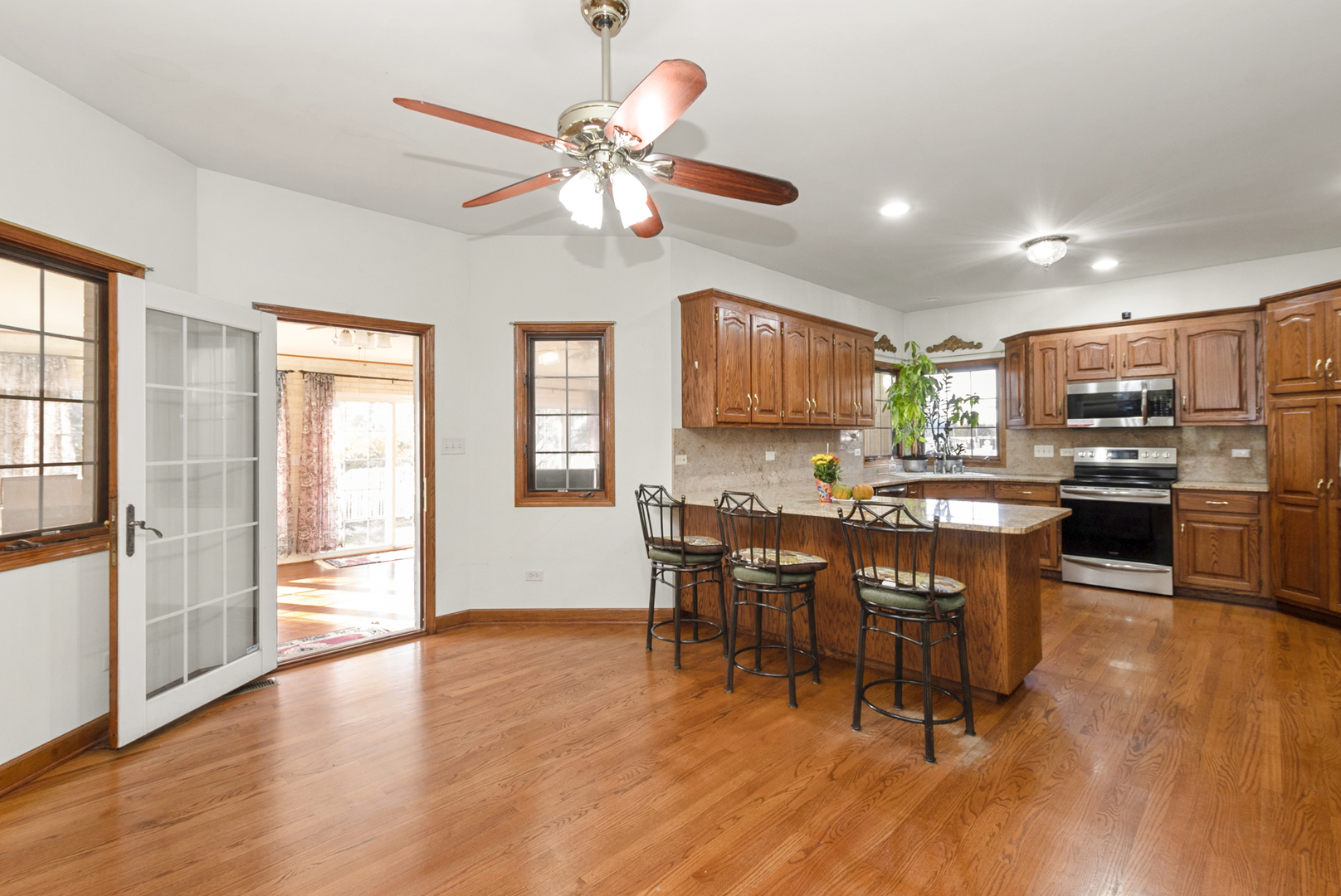 8113 Blarney Road, Tinley Park, IL 60477